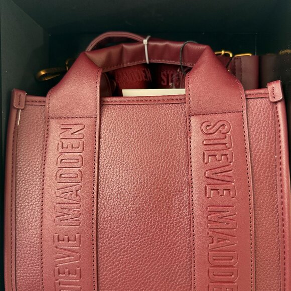 NWT &  BOXED STEVE MADDEN BWEBBER E SATCHEL CROSSBODY BAG CHRAMS KEYRING - Picture 5 of 6